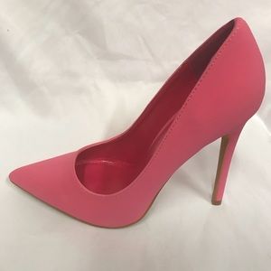 New 4.5 inches heels in Fuchsia style kimiko
